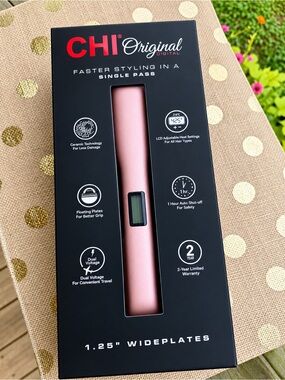 CHI Original Digital ~Rose Gold 1.25” Ceramic Flat Iron ~Auto Shut Off ~NEW!!